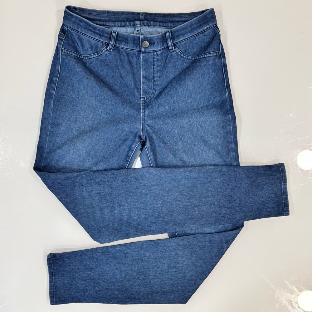Uniqlo Stretch Denim Jeans – Medium Wash Blue – Size M (28–29” Waist)